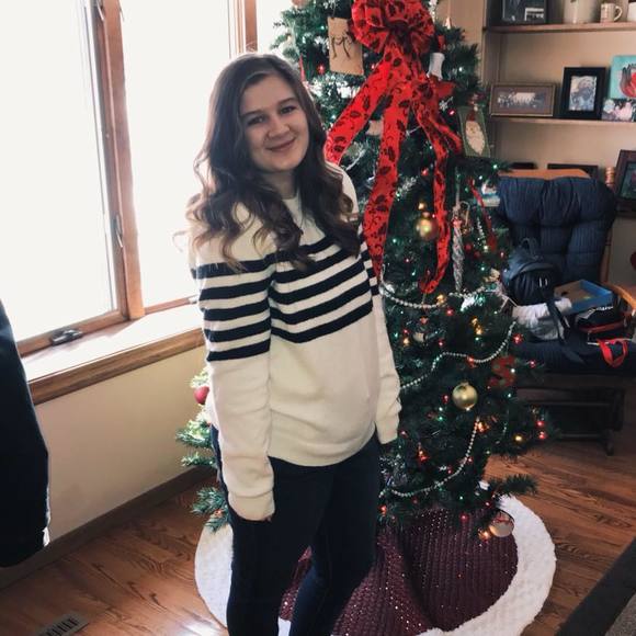 Meet your Posher, Megan - Picture 1 of 1